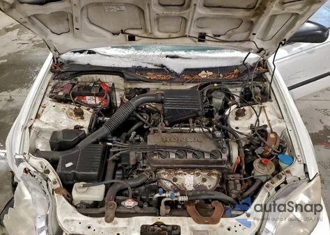 2000 Honda Civic Lx z USA, uszkodzony, nr VIN 1HGEJ667XYL013988